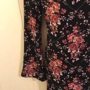 Xhilaration Dresses - Xhilaration floral tunic dress small Xhilaration Dresses - Xhilaration floral tunic dress small